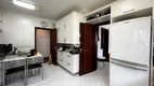 Foto 9 de Apartamento com 3 Quartos à venda, 202m² em Vila Everest, Campos do Jordão