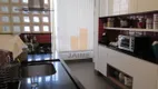 Foto 10 de Apartamento com 3 Quartos à venda, 174m² em Higienópolis, São Paulo