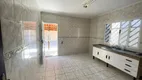 Foto 4 de Casa com 3 Quartos à venda, 250m² em Centro, Socorro