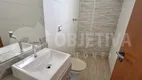 Foto 9 de Casa com 4 Quartos para alugar, 140m² em Jardim Karaíba, Uberlândia