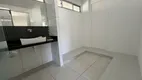 Foto 4 de Apartamento com 2 Quartos à venda, 79m² em Madalena, Recife