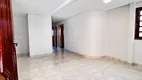 Foto 6 de Casa com 3 Quartos à venda, 240m² em Parque das Laranjeiras Acrescimo, Goiânia