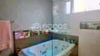 Foto 15 de Casa de Condomínio com 3 Quartos à venda, 280m² em Laranjeiras, Uberlândia