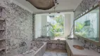 Foto 30 de Casa com 4 Quartos para alugar, 1122m² em Jardim Everest, São Paulo