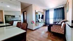 Foto 4 de Apartamento com 3 Quartos à venda, 58m² em Champagnat, Londrina