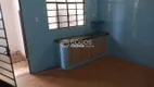 Foto 3 de Casa com 3 Quartos para alugar, 250m² em Centro, Araguari