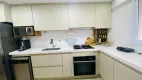 Foto 21 de Apartamento com 3 Quartos para alugar, 115m² em Jardim Las Palmas, Guarujá