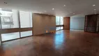 Foto 2 de Apartamento com 3 Quartos à venda, 240m² em Higienópolis, São Paulo