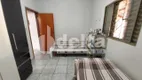 Foto 10 de Casa com 3 Quartos à venda, 200m² em Jardim Brasília, Uberlândia