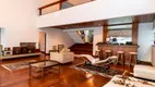 Foto 20 de Casa com 3 Quartos à venda, 500m² em Água Verde, Curitiba