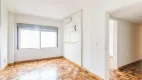 Foto 5 de Apartamento com 3 Quartos à venda, 79m² em Centro Histórico, Porto Alegre