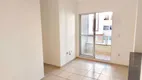 Foto 2 de Apartamento com 3 Quartos à venda, 66m² em São Vicente, Londrina