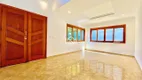 Foto 2 de Casa de Condomínio com 5 Quartos à venda, 312m² em Granja Viana, Carapicuíba