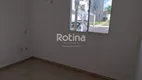 Foto 7 de Apartamento com 2 Quartos à venda, 46m² em Tubalina, Uberlândia