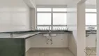 Foto 17 de Apartamento com 2 Quartos à venda, 120m² em Jardim Europa, São Paulo