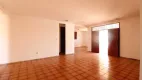 Foto 4 de Casa com 3 Quartos à venda, 215m² em Candelária, Natal