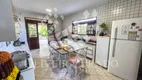 Foto 11 de Casa com 5 Quartos à venda, 400m² em Candelária, Natal