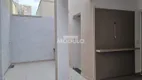 Foto 2 de Casa de Condomínio com 3 Quartos para alugar, 112m² em Jardim Inconfidência, Uberlândia