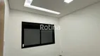 Foto 6 de Casa com 3 Quartos à venda, 150m² em Jardim Inconfidência, Uberlândia