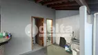 Foto 14 de Casa com 3 Quartos à venda, 181m² em Alto Umuarama, Uberlândia