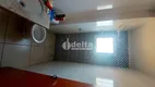 Foto 6 de Apartamento com 2 Quartos à venda, 50m² em Daniel Fonseca, Uberlândia