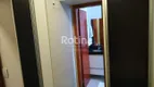 Foto 13 de Apartamento com 2 Quartos à venda, 47m² em Santa Mônica, Uberlândia