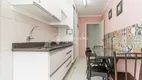 Foto 7 de Apartamento com 3 Quartos para alugar, 98m² em Vila Ipiranga, Porto Alegre