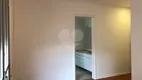 Foto 18 de Apartamento com 3 Quartos para alugar, 130m² em Jardim América, São Paulo