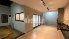 Foto 2 de Casa com 3 Quartos à venda, 177m² em Custódio Pereira, Uberlândia