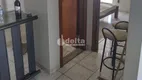 Foto 18 de Casa com 3 Quartos à venda, 220m² em Cidade Jardim, Uberlândia