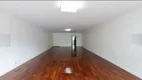 Foto 3 de Apartamento com 3 Quartos para alugar, 238m² em Higienópolis, São Paulo