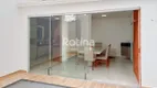 Foto 4 de Casa com 3 Quartos à venda, 153m² em Cidade Jardim, Uberlândia