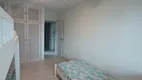 Foto 16 de Apartamento com 4 Quartos à venda, 170m² em Pitangueiras, Guarujá