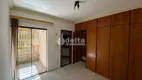 Foto 11 de Casa com 4 Quartos à venda, 270m² em Jardim Karaíba, Uberlândia