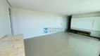 Foto 2 de Apartamento com 4 Quartos à venda, 177m² em Guararapes, Fortaleza