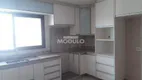 Foto 10 de Apartamento com 3 Quartos à venda, 190m² em Tabajaras, Uberlândia