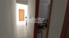 Foto 6 de Apartamento com 2 Quartos à venda, 45m² em Daniel Fonseca, Uberlândia