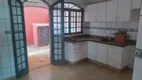 Foto 2 de Casa com 3 Quartos para alugar, 135m² em Centro, Jardinópolis