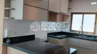 Foto 2 de Apartamento com 3 Quartos à venda, 93m² em Saraiva, Uberlândia