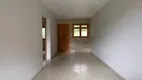 Foto 2 de Casa com 2 Quartos à venda, 48m² em Petrópolis, Taquara