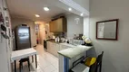 Foto 10 de Apartamento com 4 Quartos à venda, 172m² em Praia das Pitangueiras, Guarujá