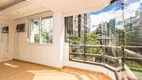 Foto 3 de Apartamento com 2 Quartos à venda, 90m² em Mont' Serrat, Porto Alegre