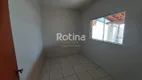 Foto 15 de Casa com 4 Quartos à venda, 200m² em Aclimacao, Uberlândia