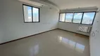 Foto 22 de Apartamento com 3 Quartos à venda, 269m² em Candelária, Natal