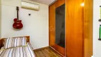 Foto 42 de Casa de Condomínio com 4 Quartos à venda, 198m² em Guarujá, Porto Alegre