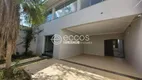 Foto 3 de Casa com 7 Quartos para alugar, 385m² em Presidente Roosevelt, Uberlândia