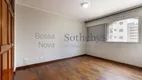 Foto 14 de Apartamento com 4 Quartos à venda, 206m² em Moema, São Paulo