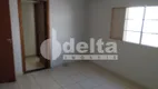 Foto 3 de Casa com 3 Quartos para alugar, 200m² em Tubalina, Uberlândia