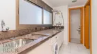 Foto 20 de Apartamento com 3 Quartos para alugar, 170m² em Moinhos de Vento, Porto Alegre