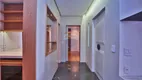 Foto 8 de Apartamento com 5 Quartos para alugar, 258m² em Jardim Europa, São Paulo